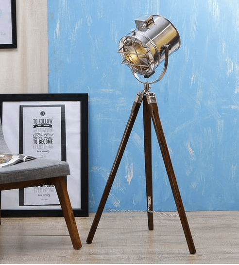 Studio-Tripod Floor Lamp